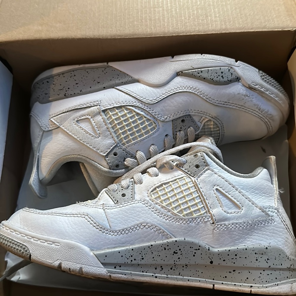 Jordan 4 White Oreo